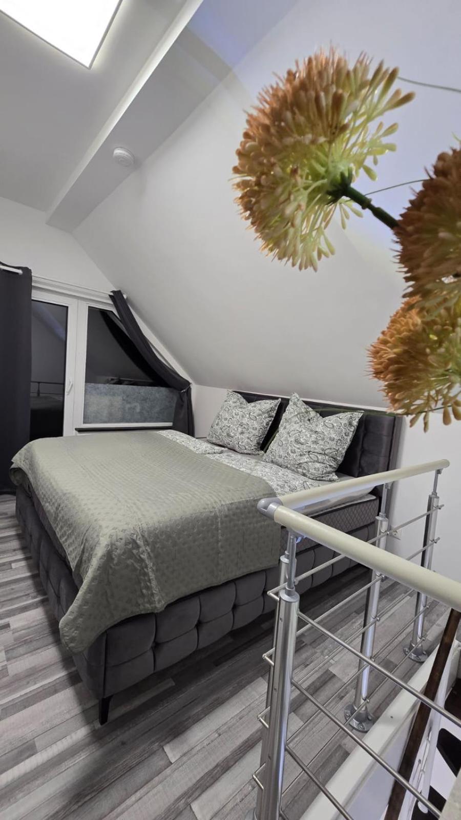 E+E Apartment Nah Am Centro โอเบอร์เฮาเซิน ภายนอก รูปภาพ